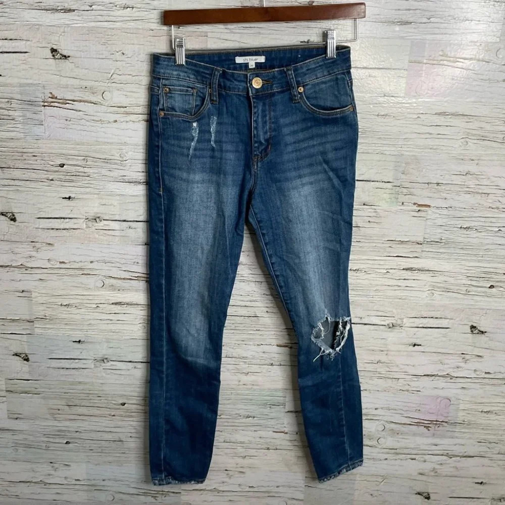 Sts blue high rise Ellie jeans size 26 distressed raw hem